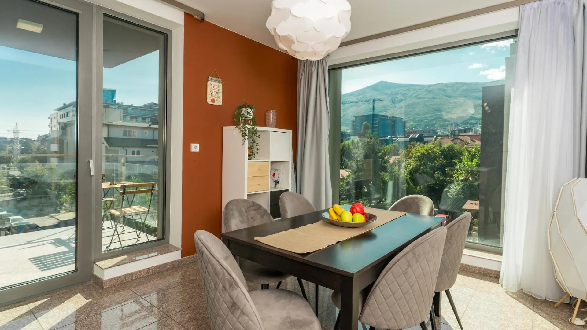Vertigo Huge Apartment 2 Bedrooms Balcony Parking София